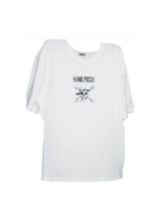 CAMISETA BLANCA Y NEGRO ONE PIECE - CARTELES “WANTED”